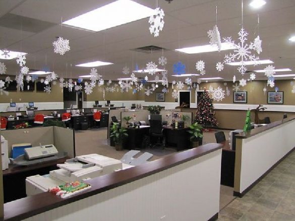 Innovative Christmas decoration ideas for your corporate office