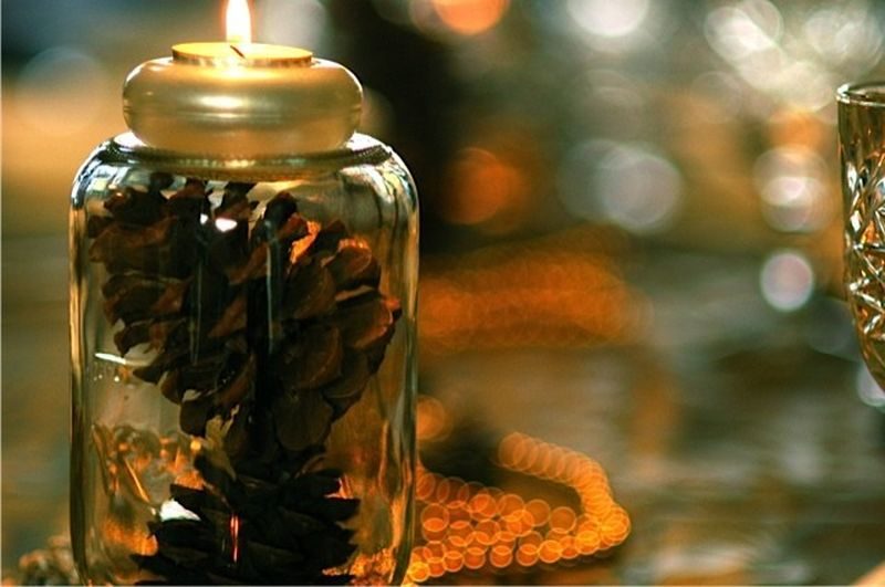 pinecone Mason jar candleholders