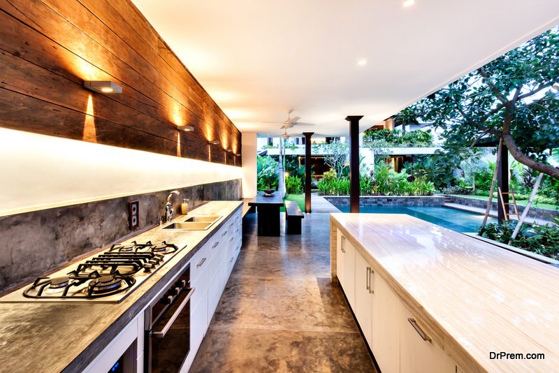  full-service outdoor kitchen