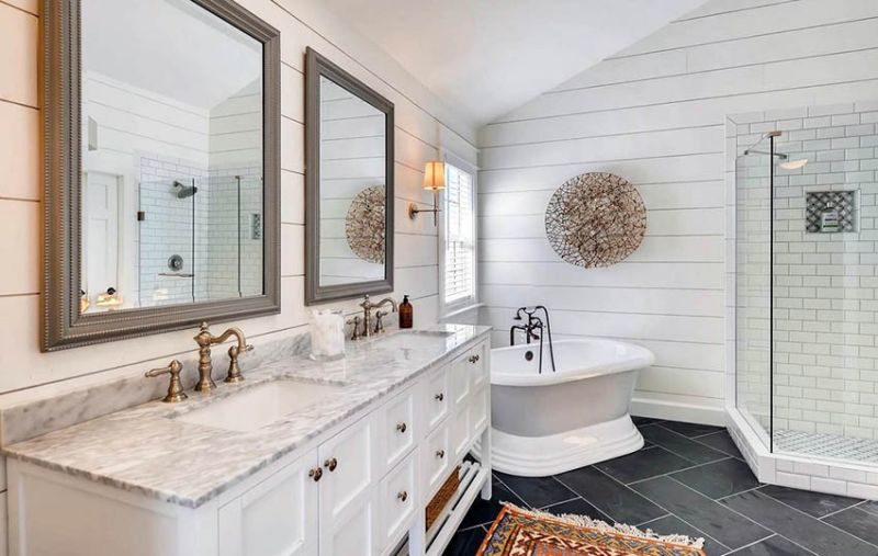 shiplap in bathroom