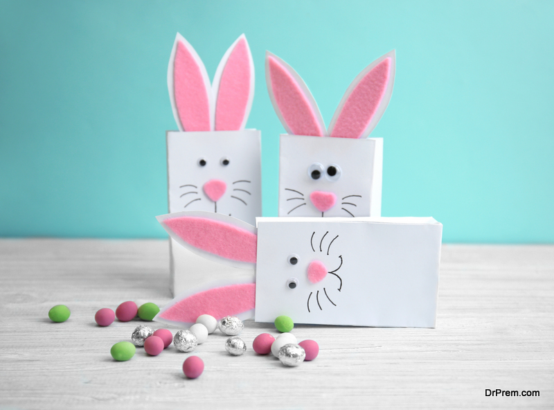 Easter-bunny-bags-table-decoration