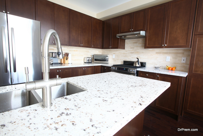 countertop-in-the-kitchen