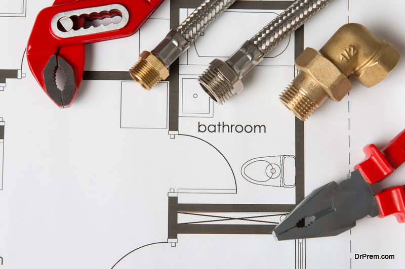 Plumbers should undergo apprenticeships