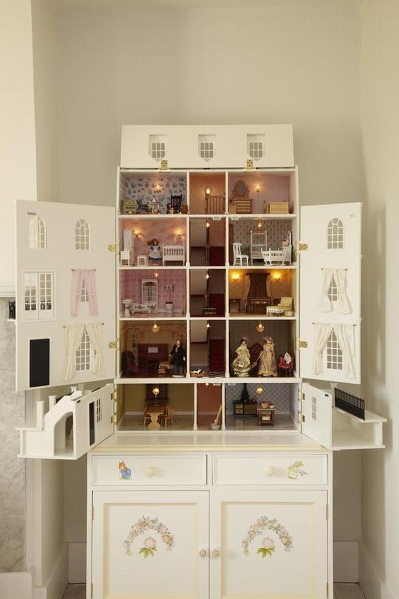 Dollhouse