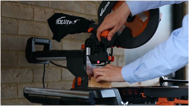 Benefits of Using a Miter Saw Stand
