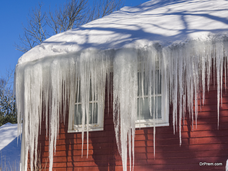 How Snow and Ice Can Impact Your Roof