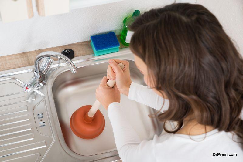 7 Easy Steps to Unclog a Kitchen Sink